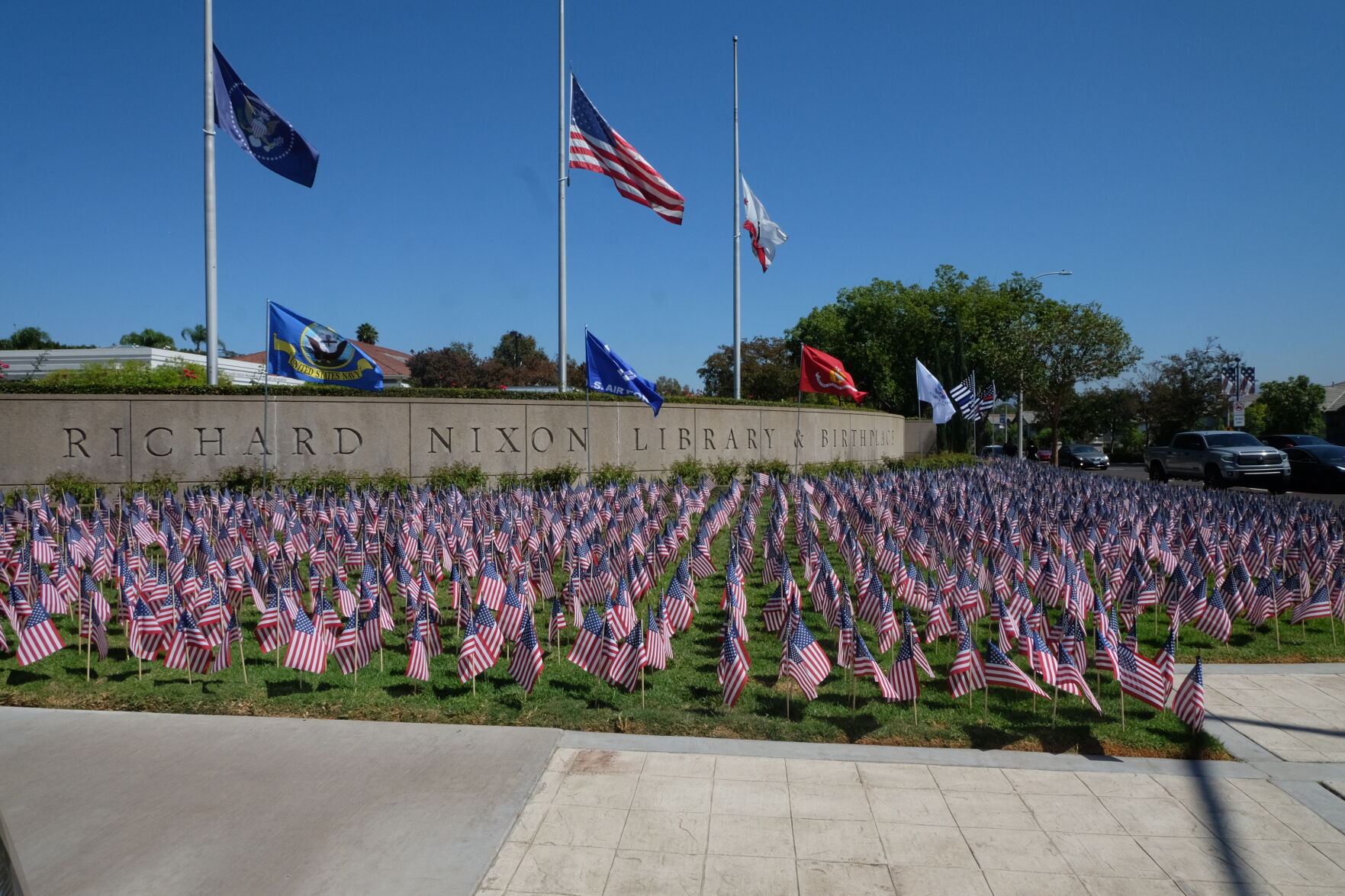 9/11 memorial American flags